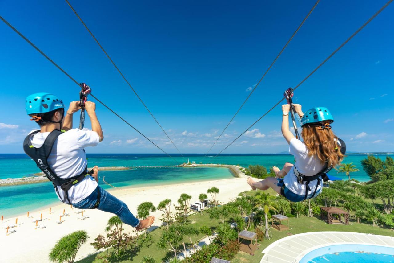 Sheraton Okinawa Sunmarina Resort Онна Екстериор снимка