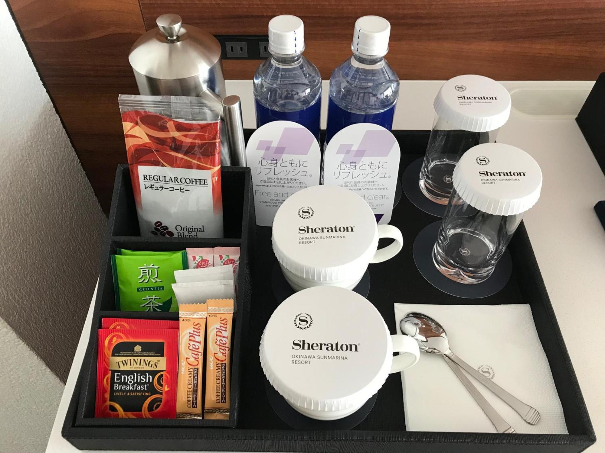 Sheraton Okinawa Sunmarina Resort Онна Стая снимка