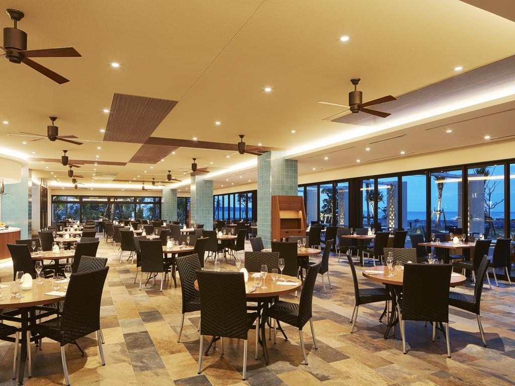Sheraton Okinawa Sunmarina Resort Онна Екстериор снимка