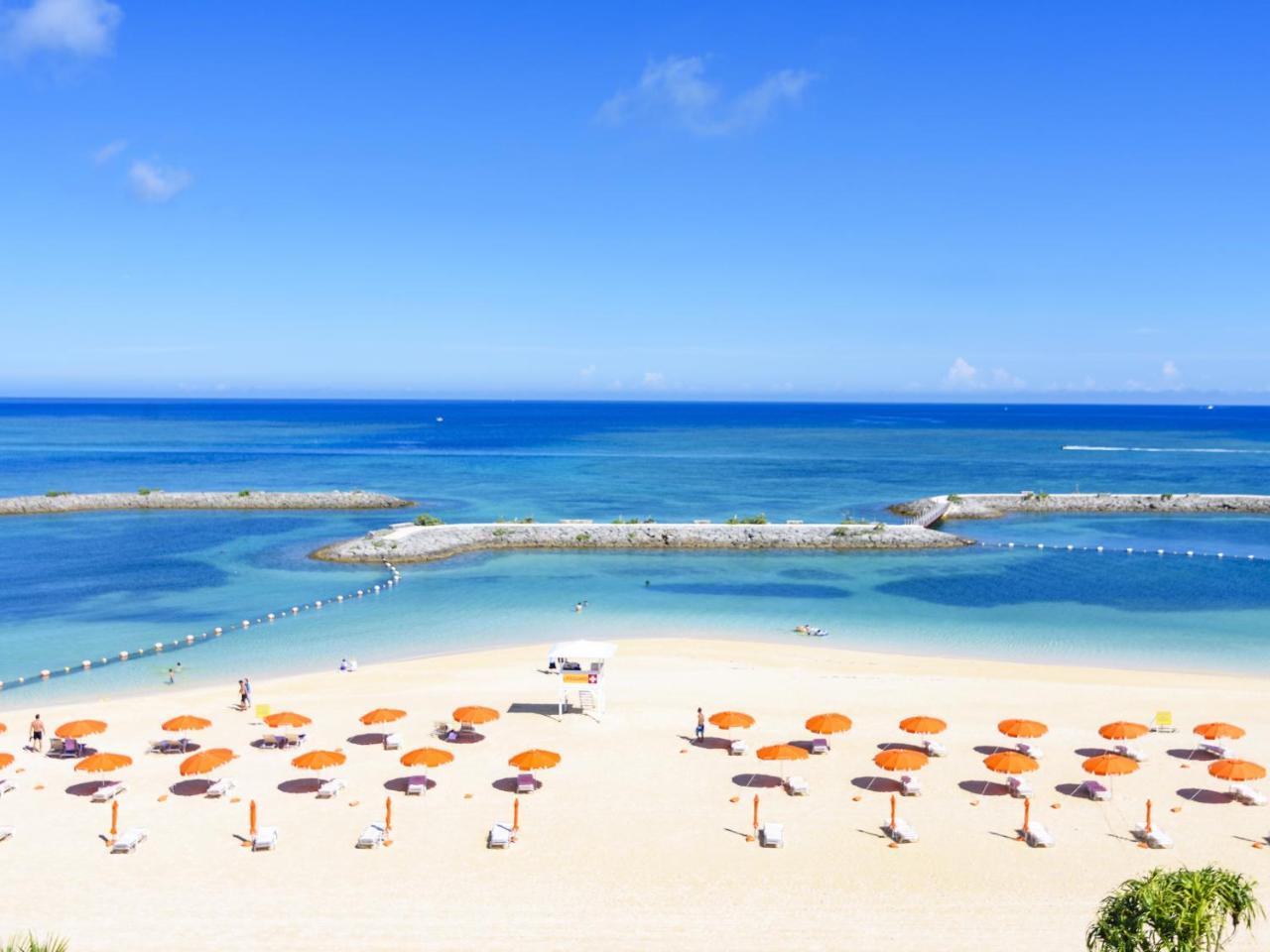 Sheraton Okinawa Sunmarina Resort Онна Екстериор снимка