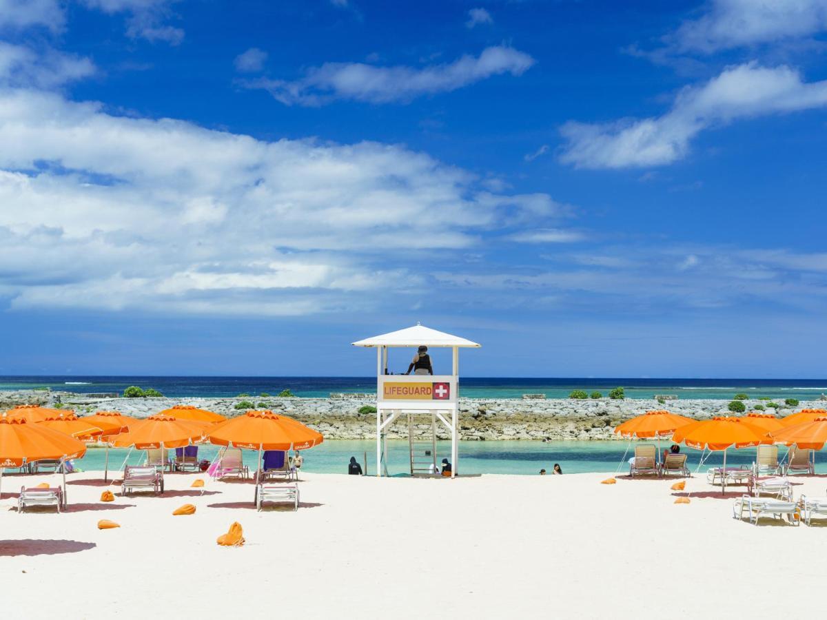 Sheraton Okinawa Sunmarina Resort Онна Екстериор снимка