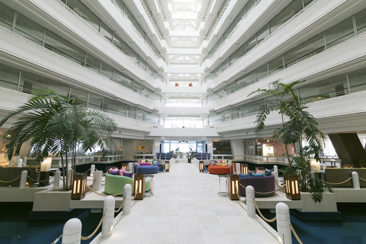 Sheraton Okinawa Sunmarina Resort Онна Екстериор снимка
