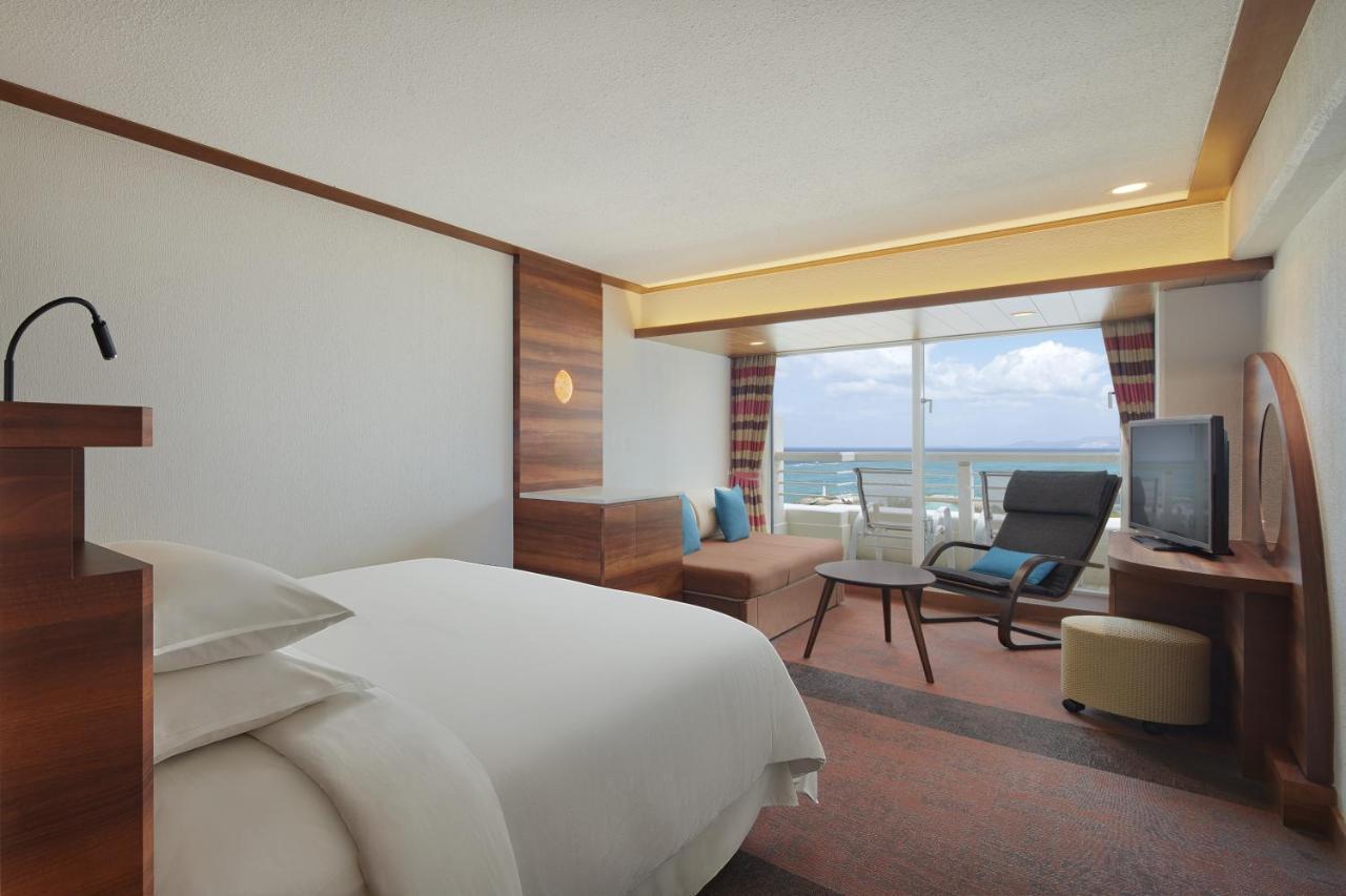 Sheraton Okinawa Sunmarina Resort Онна Екстериор снимка